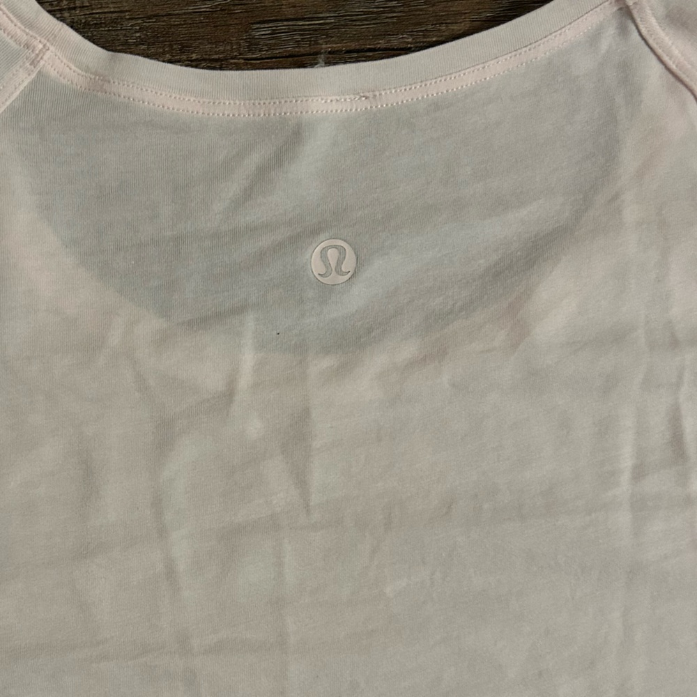 Long sleeve blush pink lululemon top